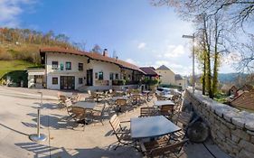 Guesthouse Požar